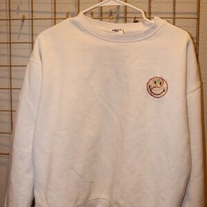 Cozy White Smiley Face Women's Sweatshirt